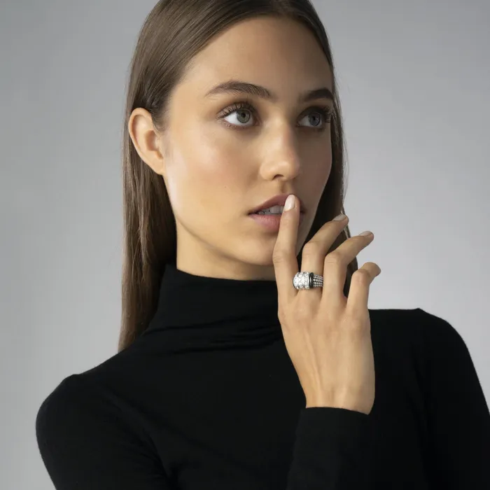 Black Caviar Three Station Ceramic Caviar Diamond Ring | LAGOS Rings