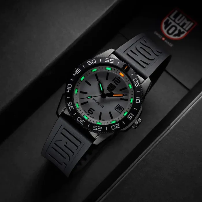 Pacific Diver Ripple Dive Watch, 39 mm | LUMONDI INC Watches