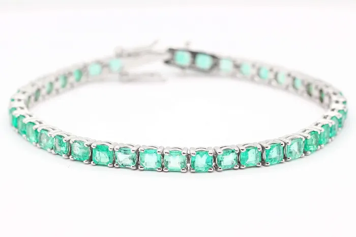 Bracelets 14KW 10.00 CTTW EMERALD CUT EMERALD BRACELET - FULLERS PURCHASE FROM PUBLIC