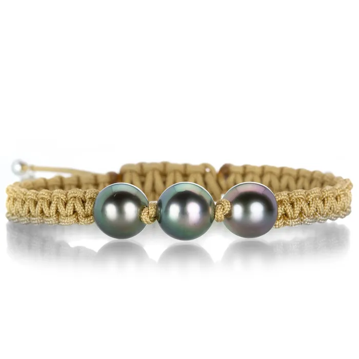 Bracelets Gellner Beige Three Pearl Macrame Bracelet