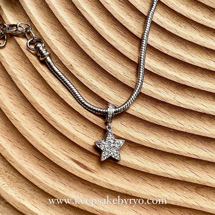 Charm Necklaces | Keepsake by Ryo ASHES DANGLING STAR CHARM