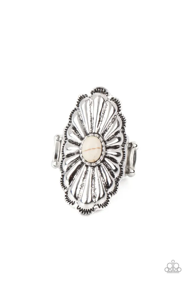 diannesjewelryshop Rings | Paparazzi Cottage Couture White Ring