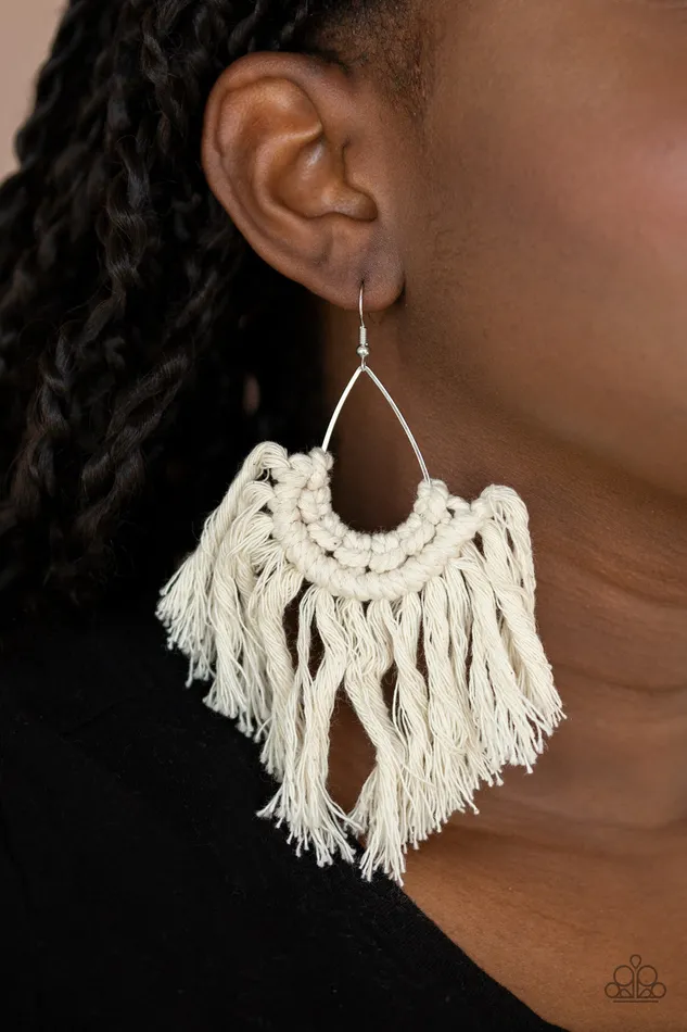 Earrings diannesjewelryshop Paparazzi Wanna Piece Of MACRAME - White Earrings