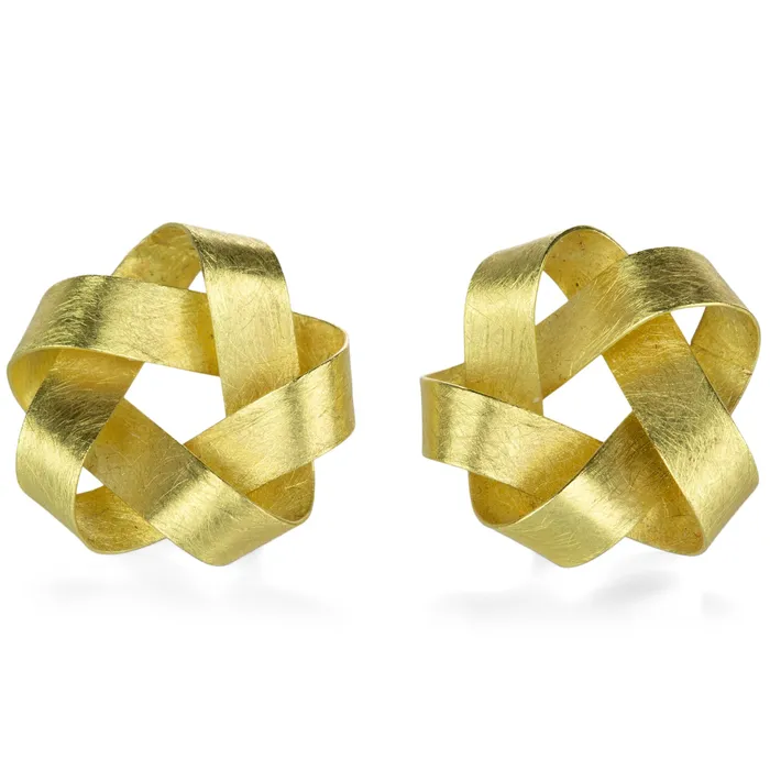 Earrings Petra Class Gold Ribbon Star Stud Earrings