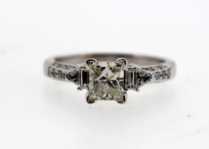 FULLERS PURCHASE FROM PUBLIC Rings 18KW 1.44 CTTW DIAMOND ENGAGEMENT RING 1.01 CT PC CTR H-VI2 EGL US 905