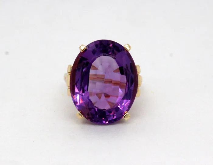 FULLERS PURCHASE FROM PUBLIC Rings Estate 14KY 15.10 Ct Amethyst Ring