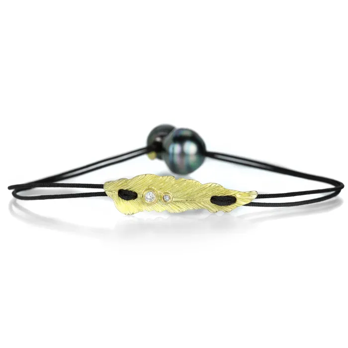 Lene Vibe Bracelets Feather Bracelet with Tahitian Pearls