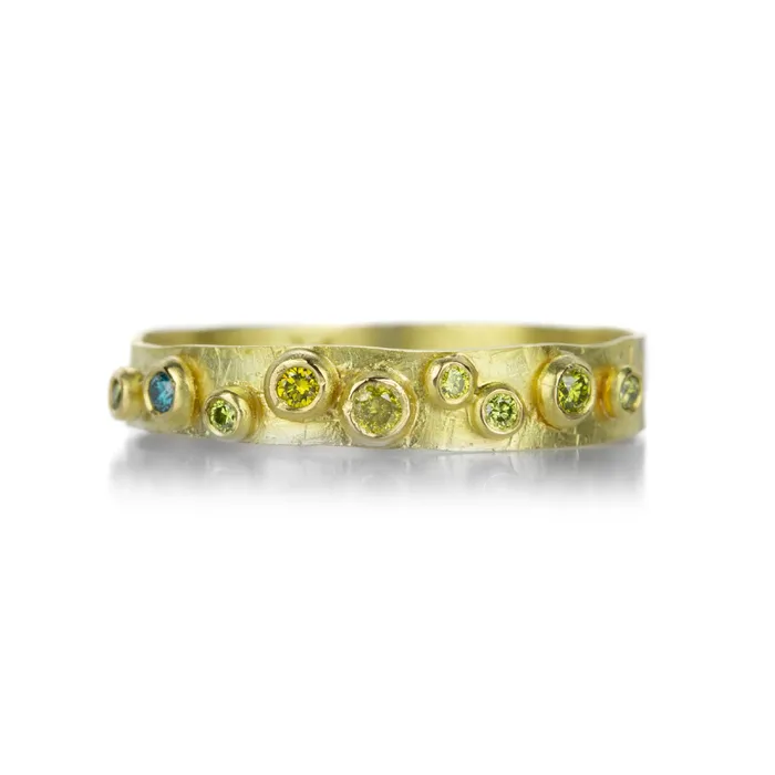 Lene Vibe Rings Hammered Band with Multicolored Diamonds