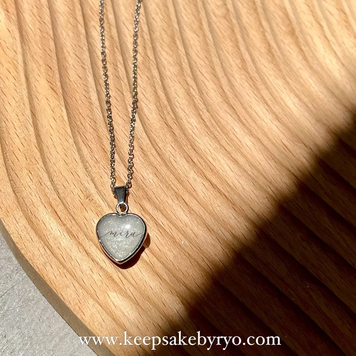 Necklaces Keepsake by Ryo 15MM CLASSIC HEART BREASTMILK PENDANT NECKLACE WITH PEARL SHIMMER