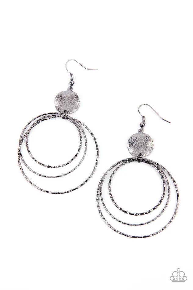 Paparazzi Accessories Earrings | Paparazzi Universal Rehearsal - Black Earrings