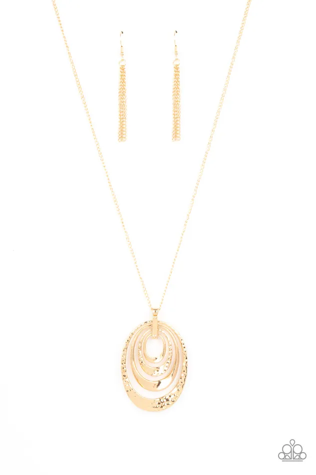 Paparazzi Renegade Ripples - Gold Necklace | Paparazzi Accessories Necklaces