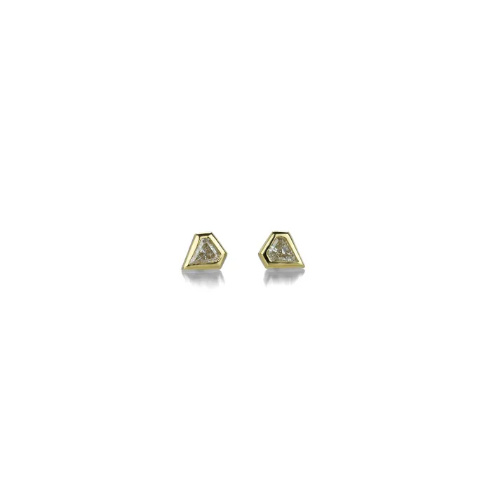 Pre-Styled Sets Diana Mitchell 18k Shield Shaped Diamond Studs