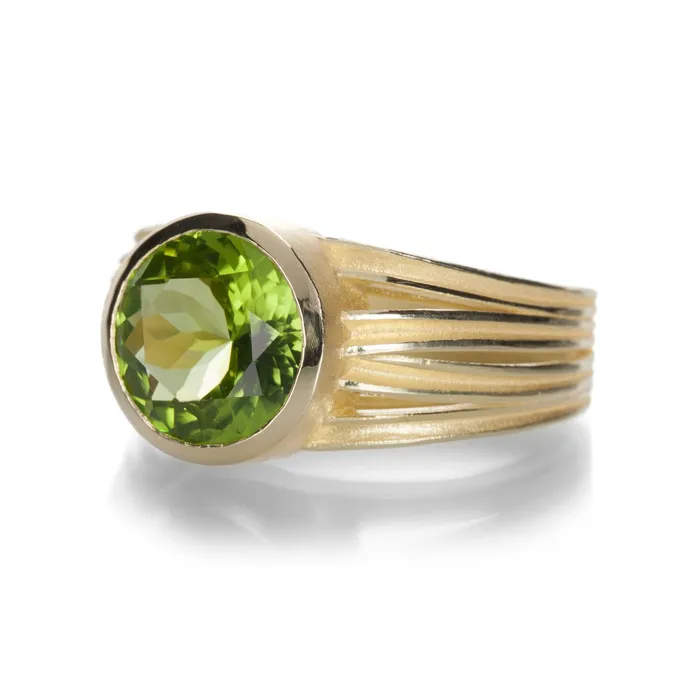 Rings Barbara Heinrich Round Peridot Ribbon Ring