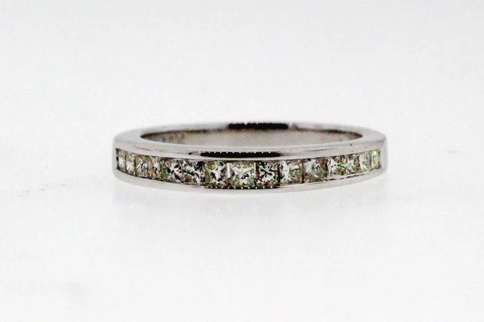 Rings FULLERS PURCHASE FROM PUBLIC 14KW .60 CTTW PRINCESS CUT DIAMOND BAND 1-SI2