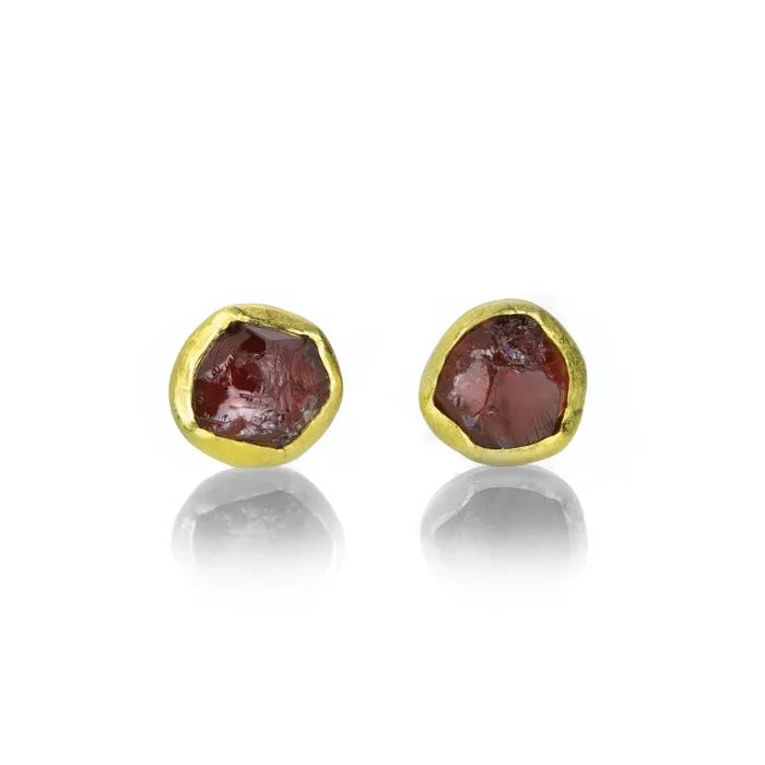 Rings Petra Class Rough Cut Garnet Studs