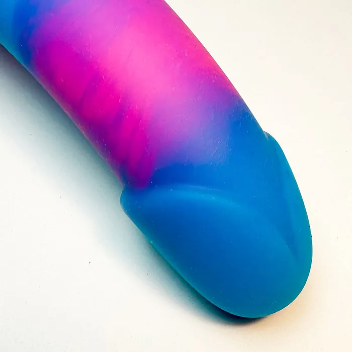 KM Global Anal SWIRL Vibrant Liquid Silicone Dildo 7 Inch