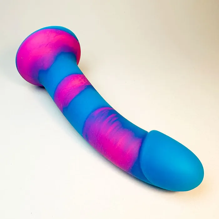 KM Global Anal SWIRL Vibrant Liquid Silicone Dildo 7 Inch