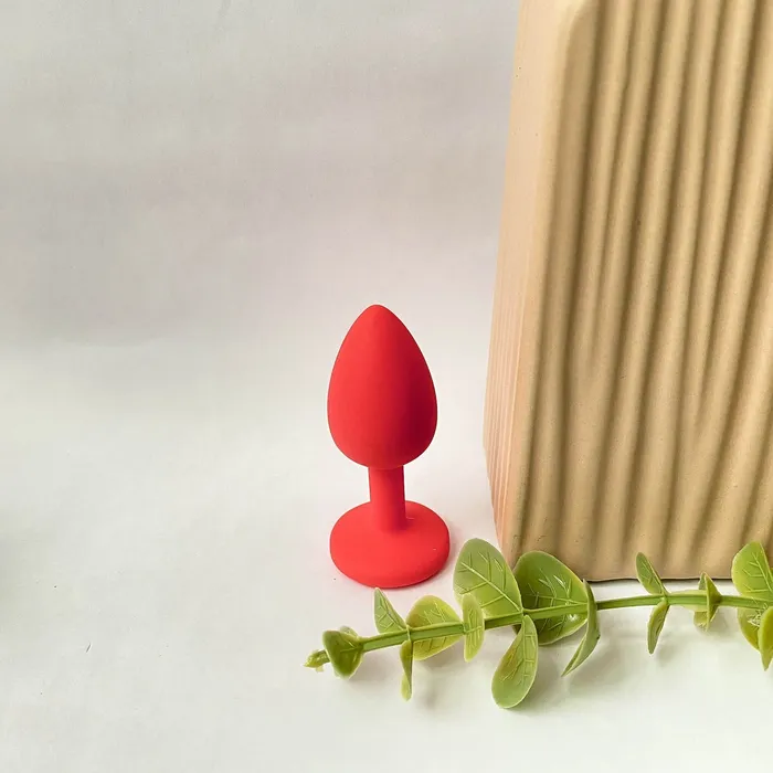 Anal Eccentric Playroom Essentials Silicone Jeweled Butt Plug 4cm