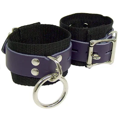 Kookie Intl Restraints Webbing Leather Wrist Cuffs Kookie Intl Restraints Webbing Leather Wrist Cuffs